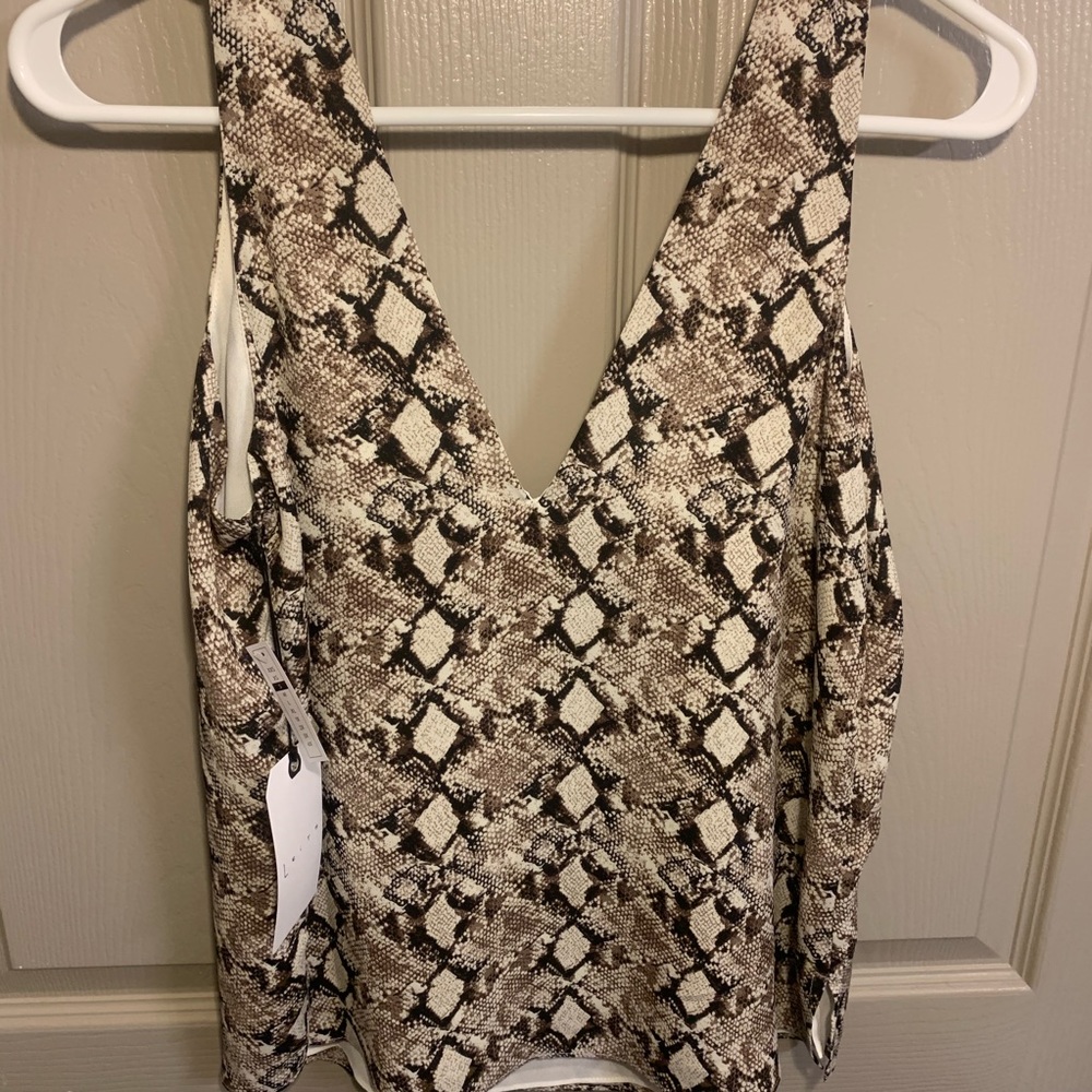 3/25🌻NWT NORDSTROM BRAND SNAKESKIN PRINT TANK TOP - Picture 4 of 7